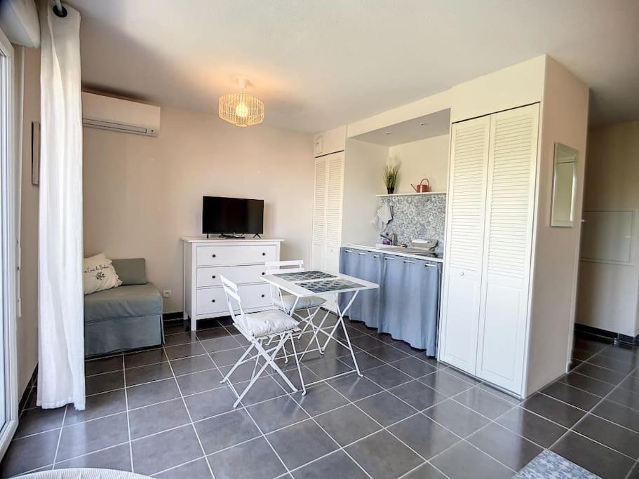 Apartment Serena Piscine Centre *